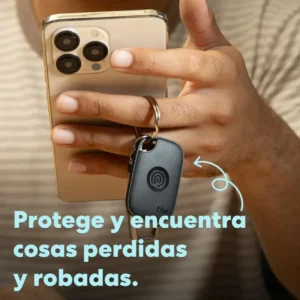 Tile Pro 2024 🔐 sujeto a llaves junto al móvil 📱. Localizador Bluetooth ideal para proteger y encontrar objetos perdidos o robados 🧳🚗.